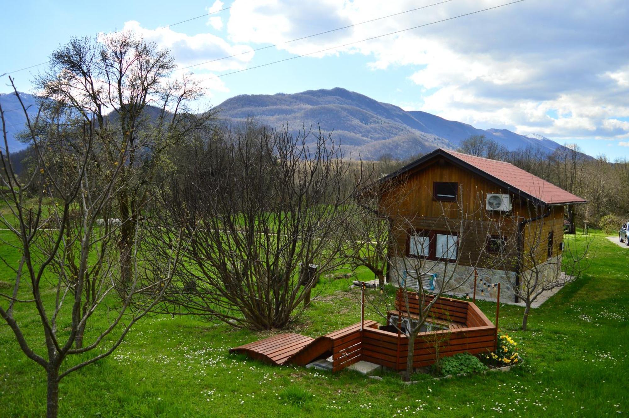 Sleeping With The Bees Kozjak Кобарид Экстерьер фото