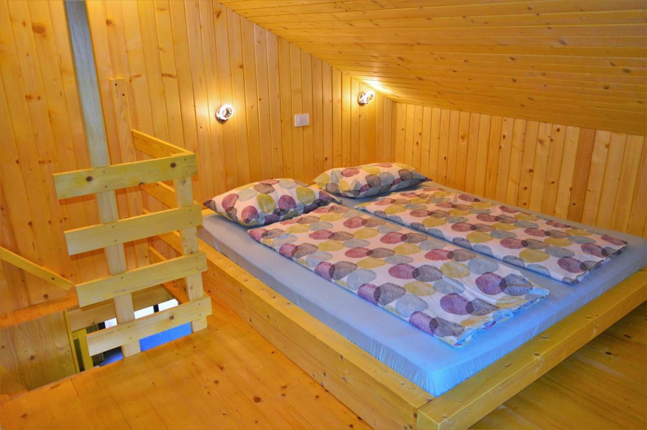 Sleeping With The Bees Kozjak Кобарид Экстерьер фото